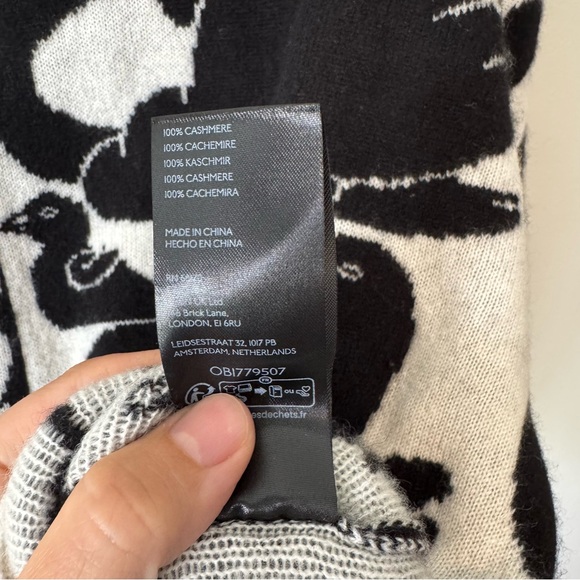 Cecilia Pettersson x Maeve Graphic Swan Sweater 100% Cashmere Size Medium - Picture 7 of 8